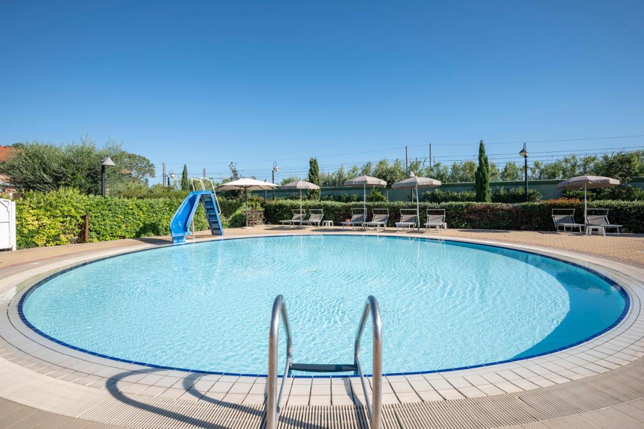 Villaggio Il Girasole Follonica Esterno foto