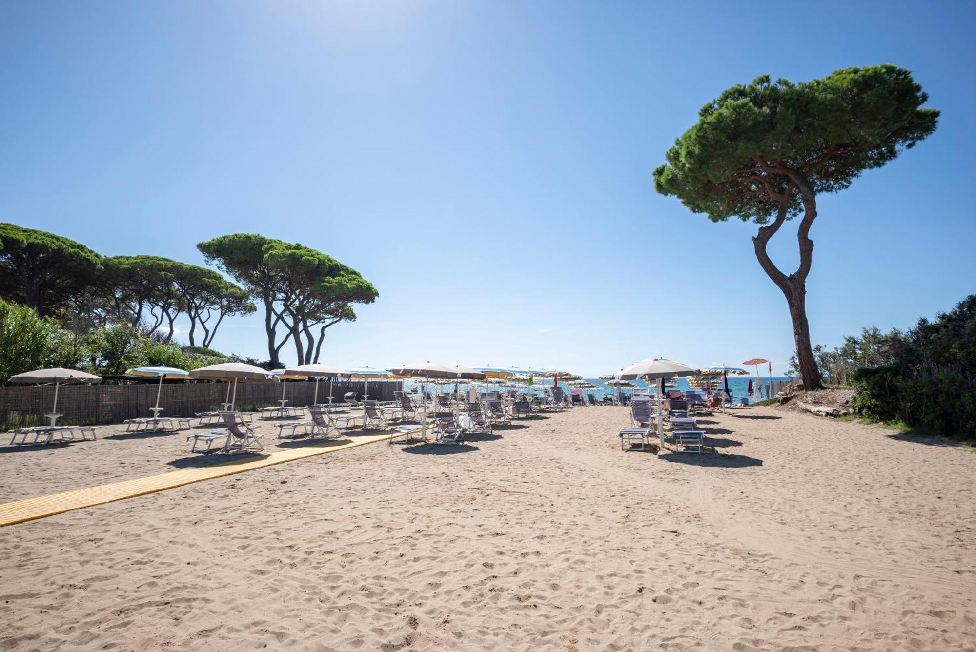 Villaggio Il Girasole Follonica Esterno foto