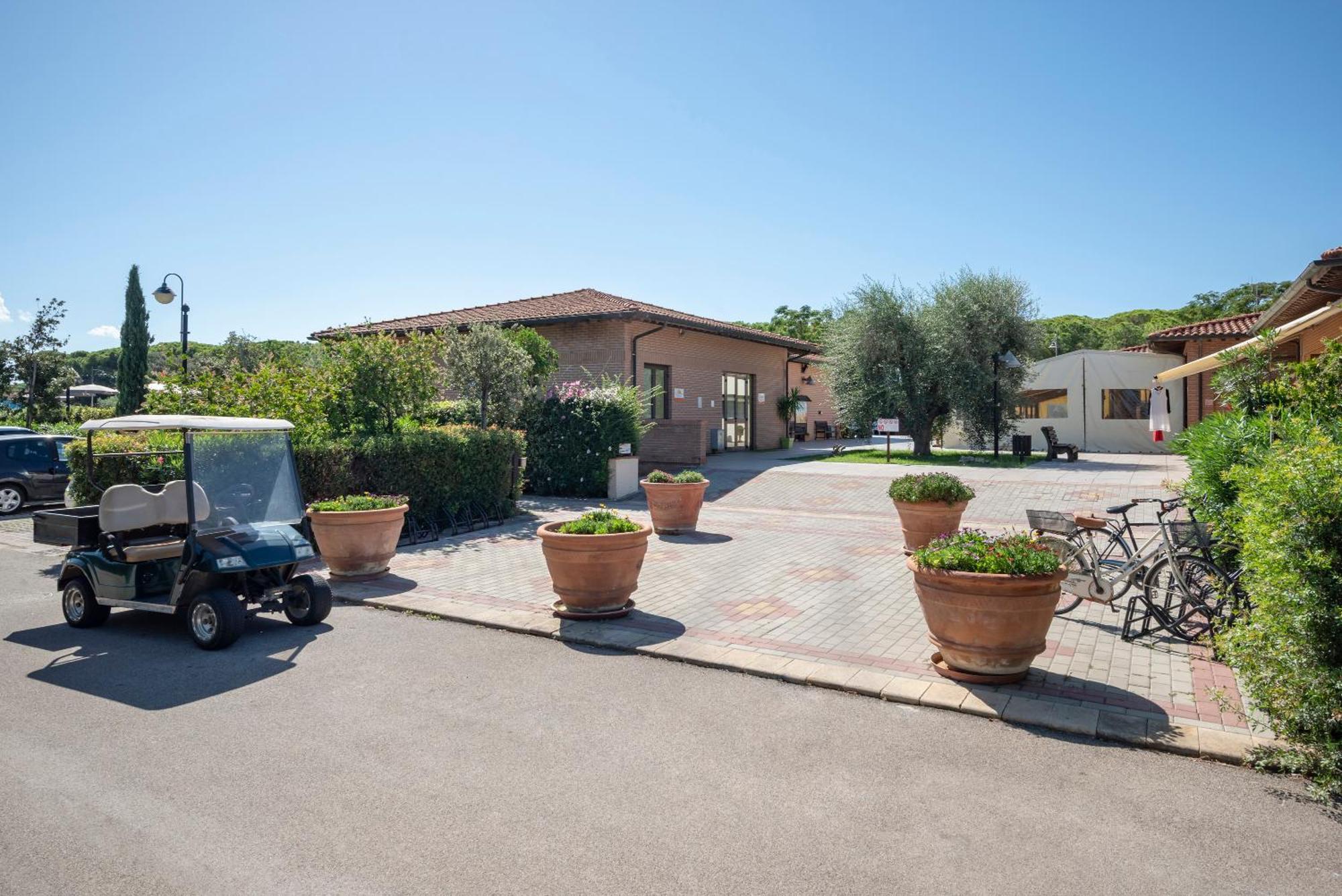 Villaggio Il Girasole Follonica Esterno foto