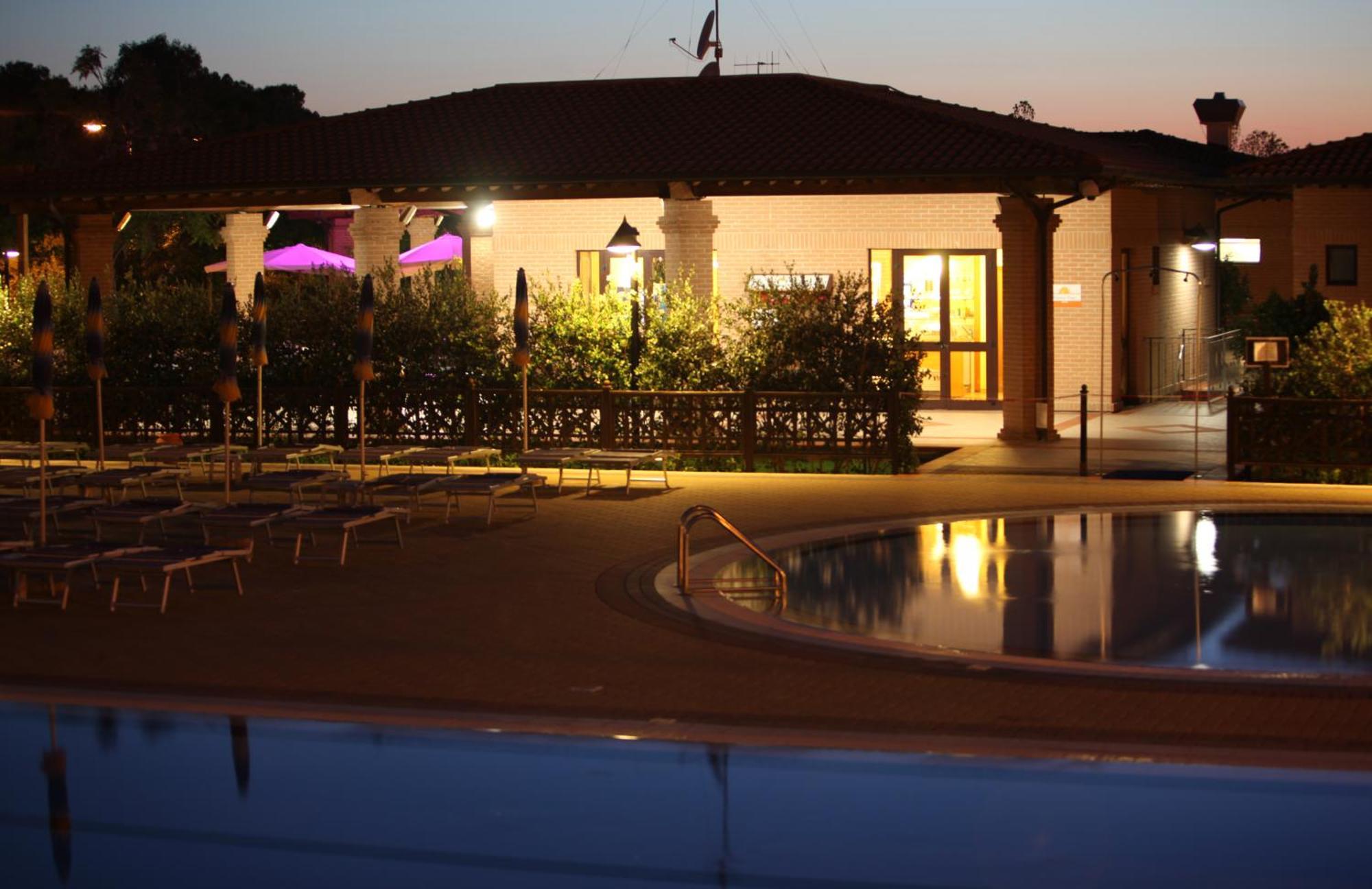 Villaggio Il Girasole Follonica Esterno foto