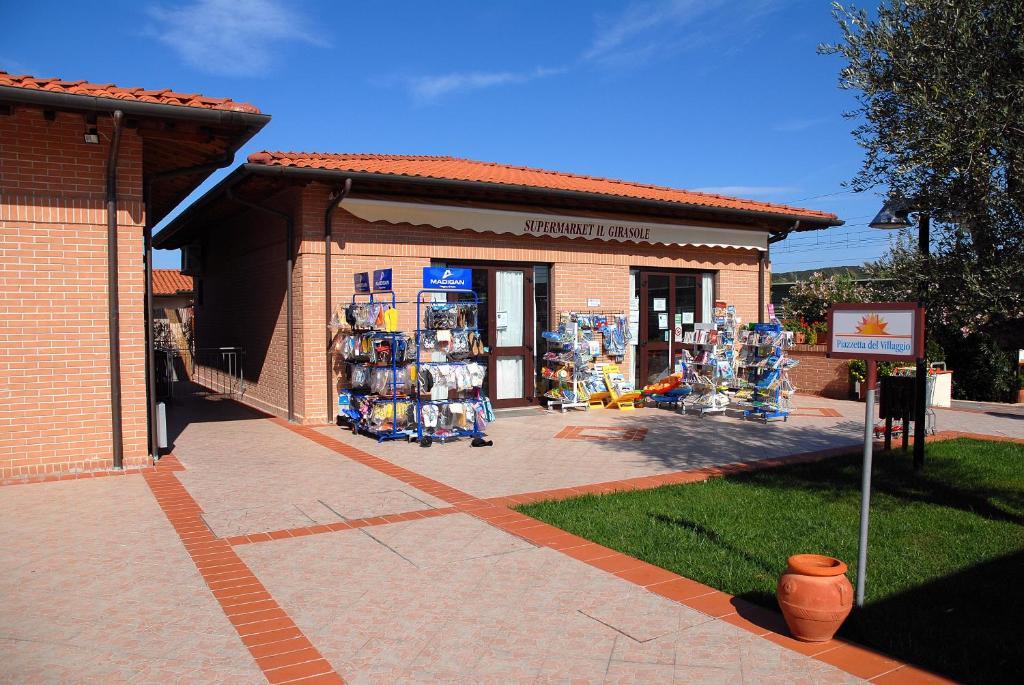 Villaggio Il Girasole Follonica Esterno foto